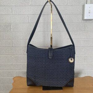 The Sak Navy Gray Knit Crochet Diamond Pattern Faux Leather Trim Tote Bag GUC
